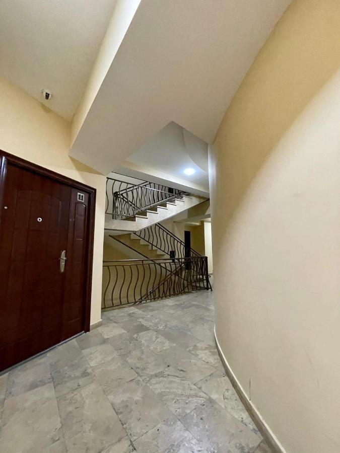Armenak Apartment No 8, Abovyan Street Yerevan Ngoại thất bức ảnh